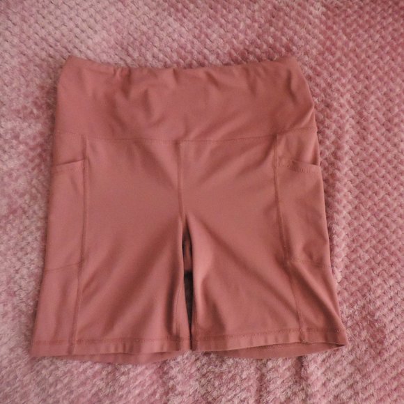 yoga pants - Picture 2 of 5